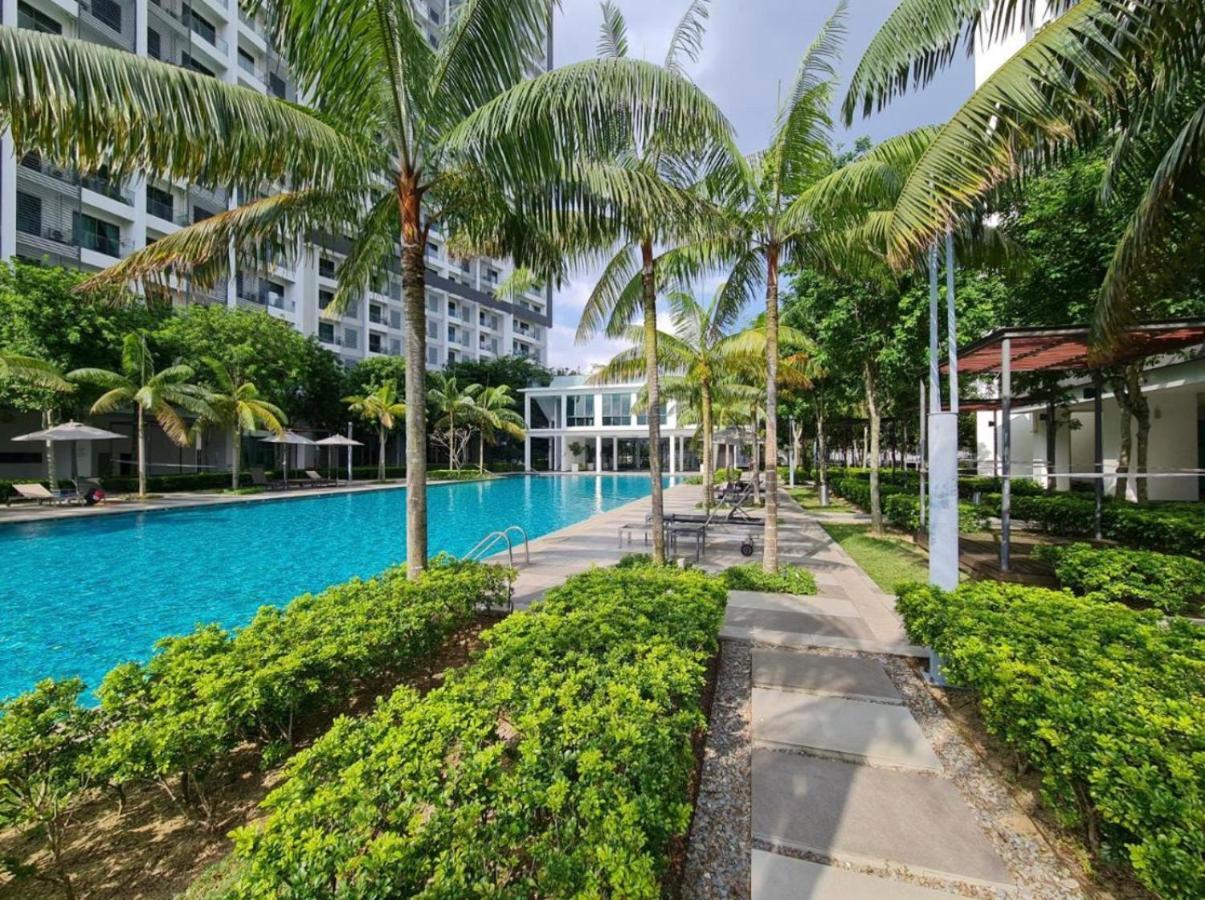 Bella Homestay By Ak Group Cyberjaya Exterior photo