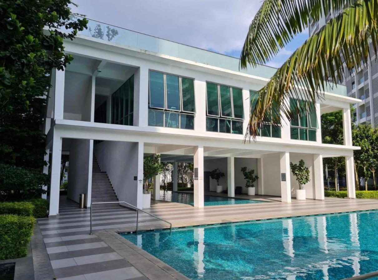 Bella Homestay By Ak Group Cyberjaya Exterior photo